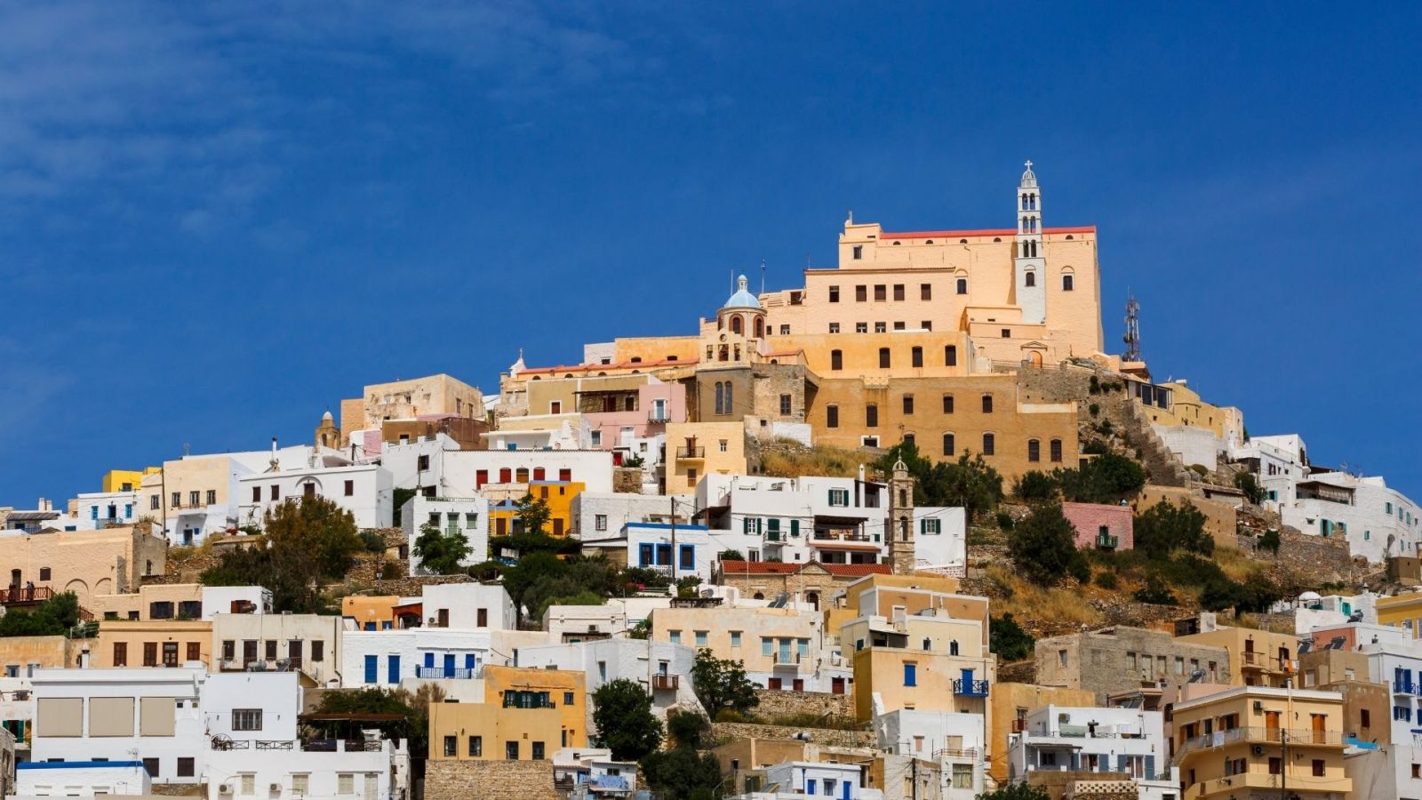 Holiday To Syros. UNESCO Towns