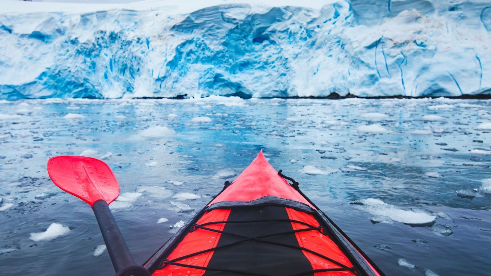 kayaking in antarctica