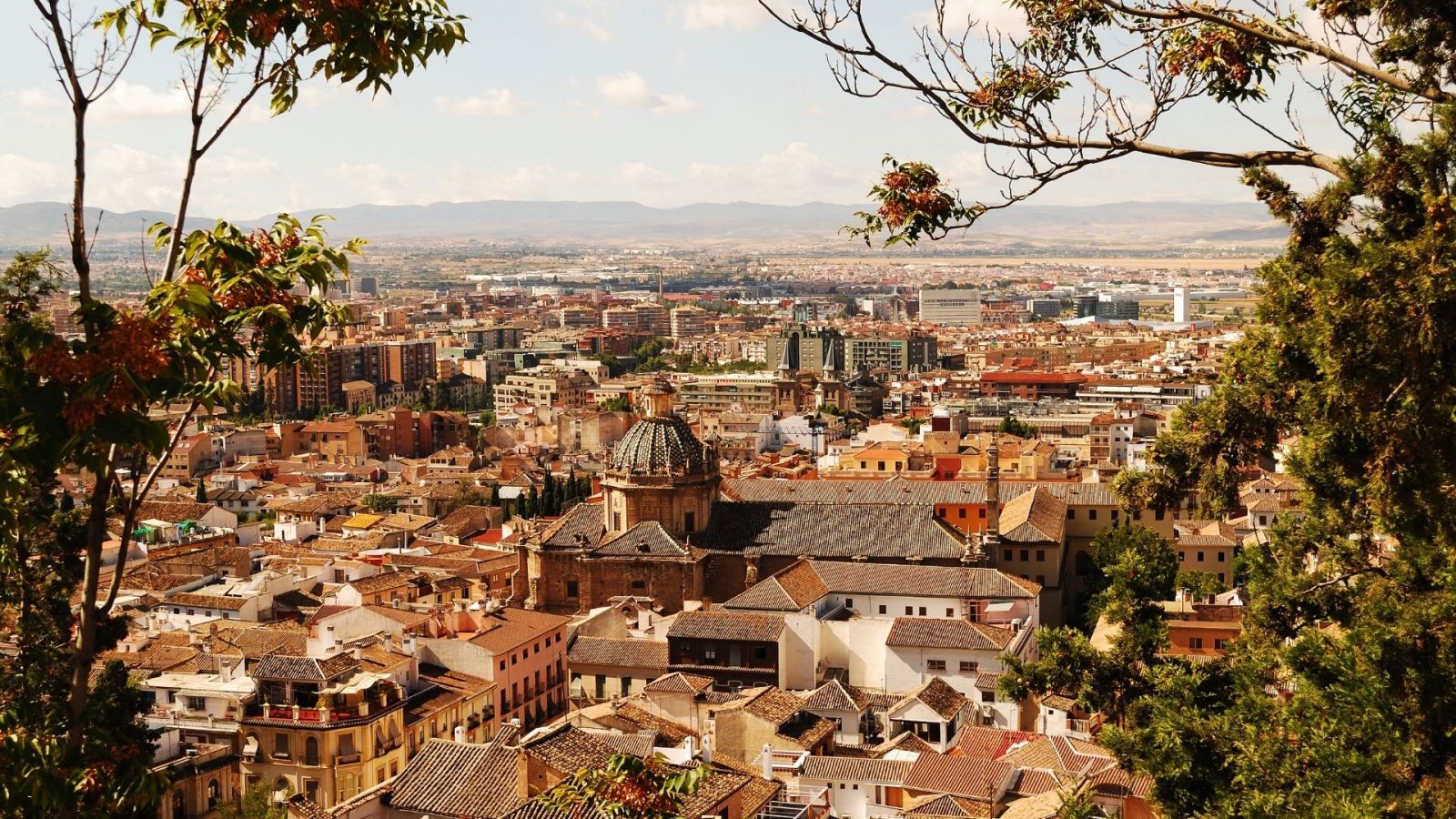 Holiday To Granada. Moorish City