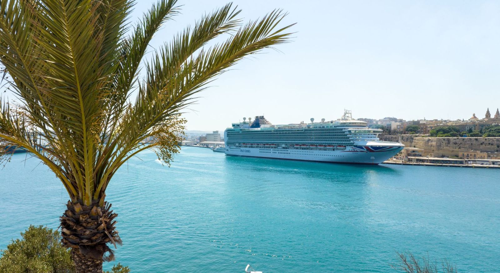 P&O Cruise's Azura in Malta